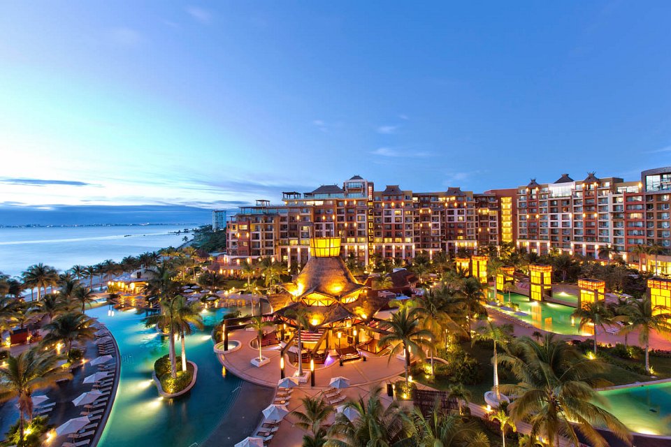 The Best All-Inclusive Resort In Cancun For Families | Villa del Palmar  Cancun