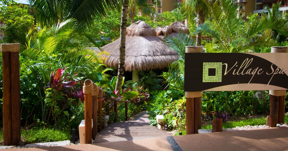 Family-friendly reception area at Village Spa, Villa del Palmar Cancun.