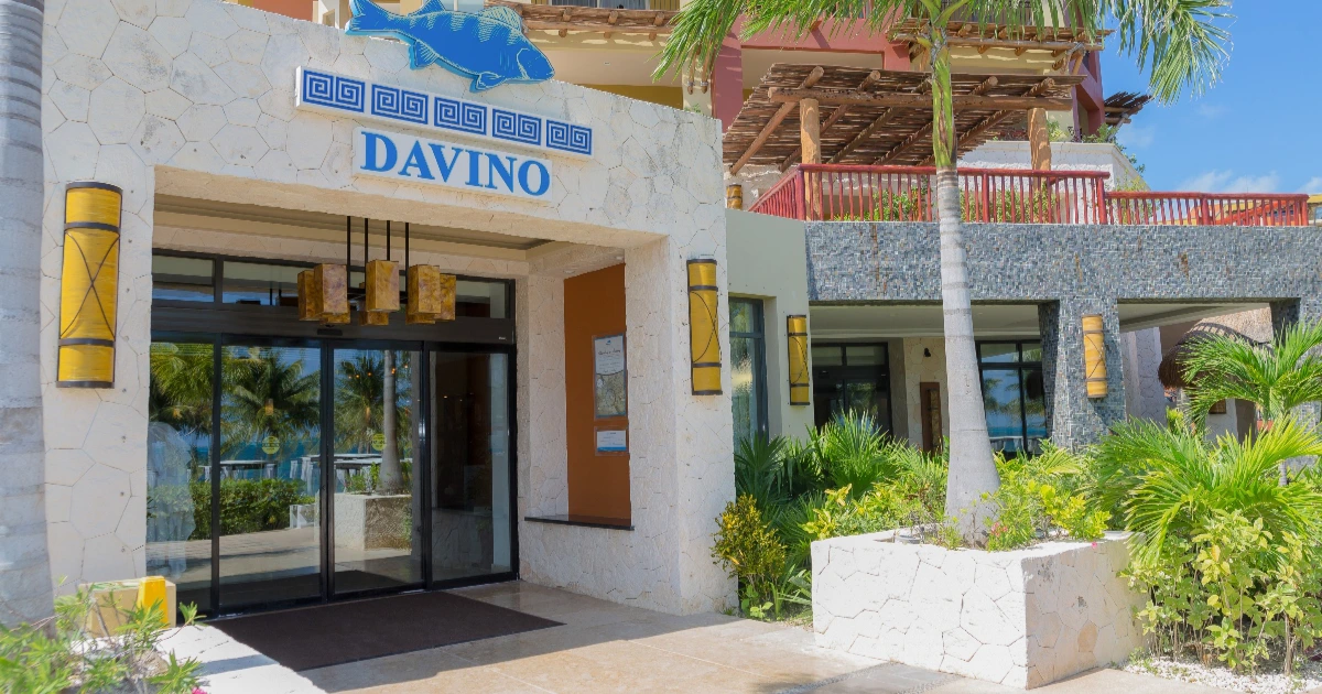 Davino restaurant at Villa del Palmar Cancun, offering gourmet dining and exquisite cuisine.