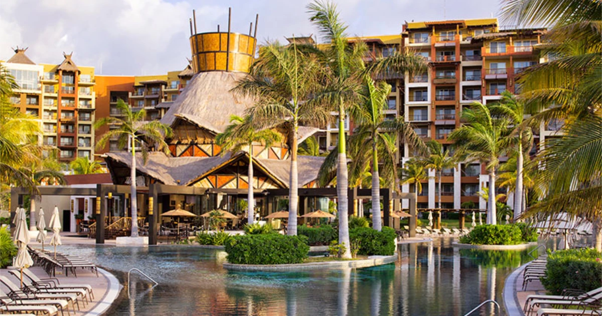 Villa del Palmar Cancun