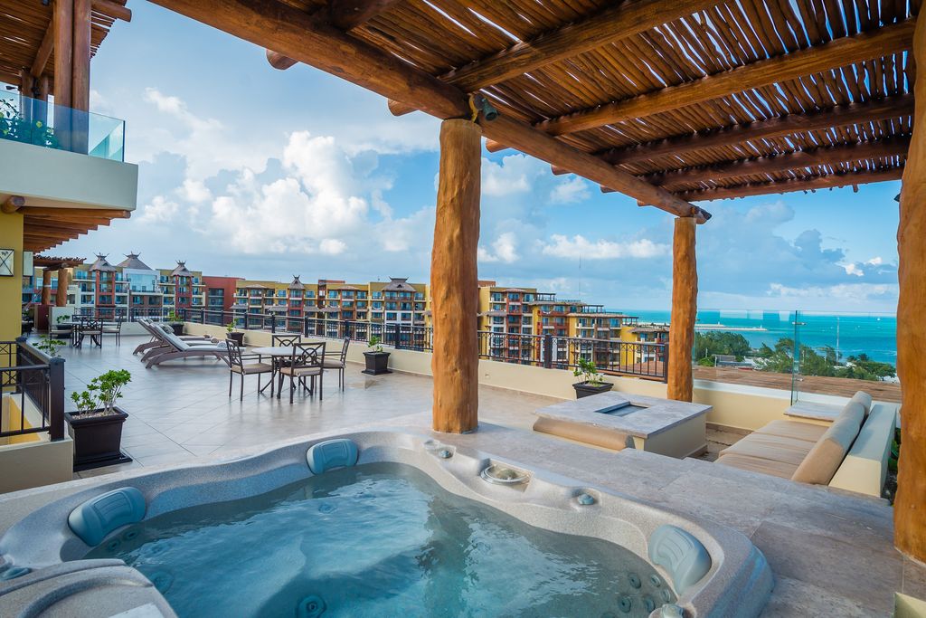 Cancun Hotels with Family Suites: Where to Stay with Kids