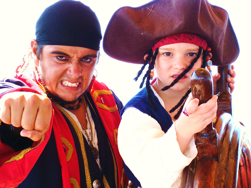 The Black Pearl Pirate Ship - Blog - Pirate Show Cancun