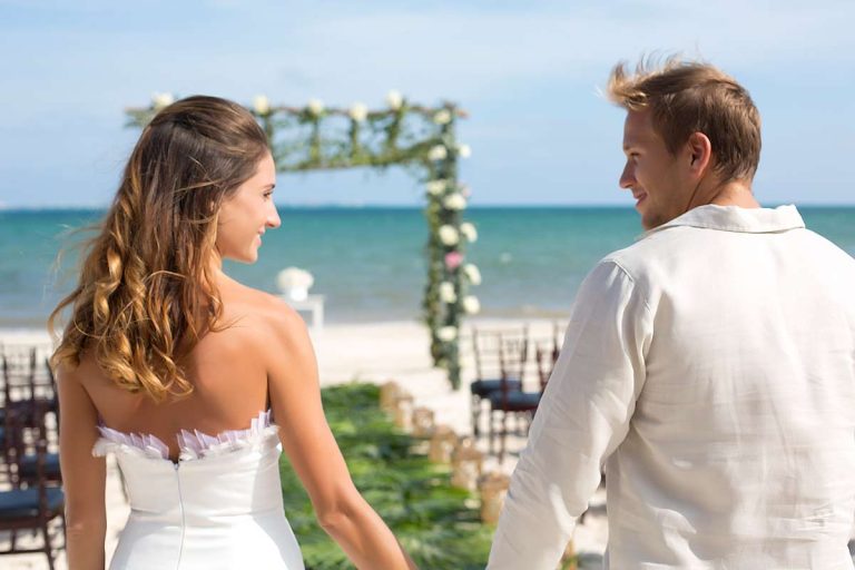 Symbolic and Religious Wedding Ceremonies in Cancun