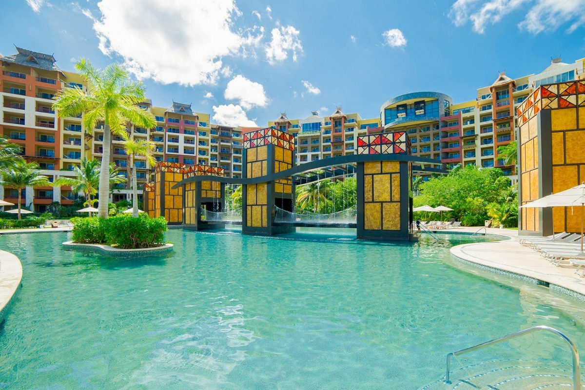 villa del palmar cancun pool