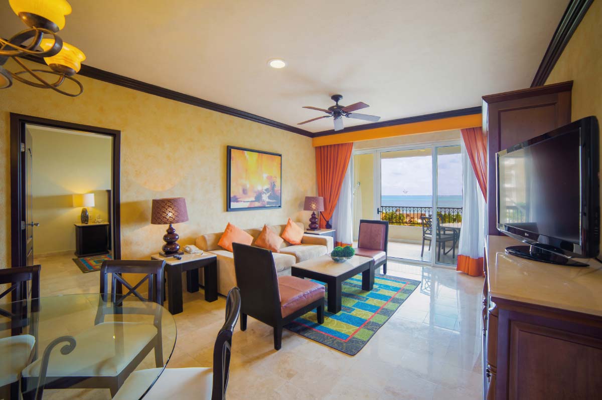 One Bedroom Ocean View Suite at Villa del Palmar Cancun