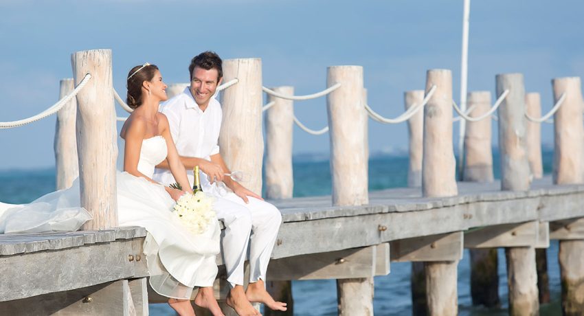Romantic Photos at Villa del Palmar Cancun|Weddings in Cancun|The Beach|The Beach|Your balcony|bridge-pool|The Pier|Beneath a Pergola|