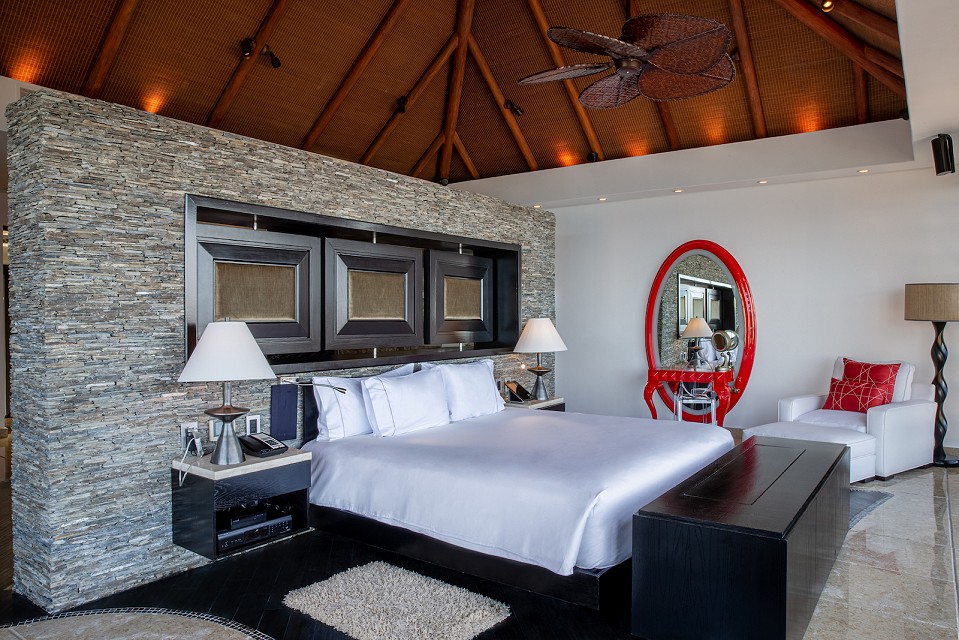 grand penthouse king size bed