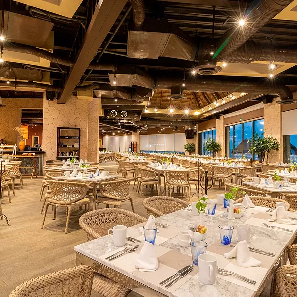 Caprichos Restaurant