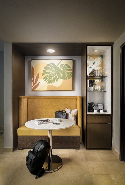 suite features working desk