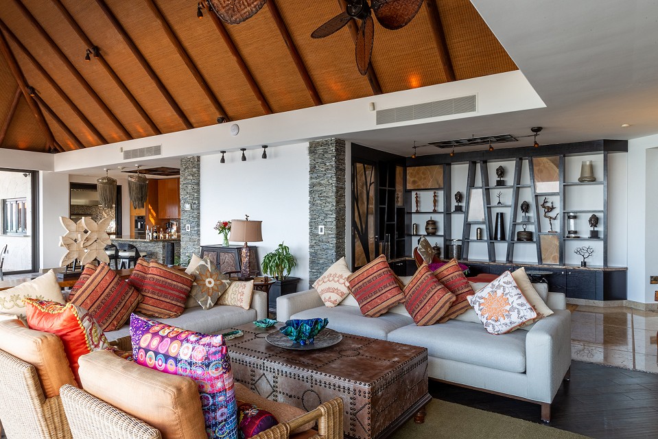 grand penthouse living room