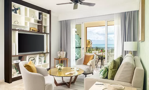 One Bedroom Ocean View Family Suite