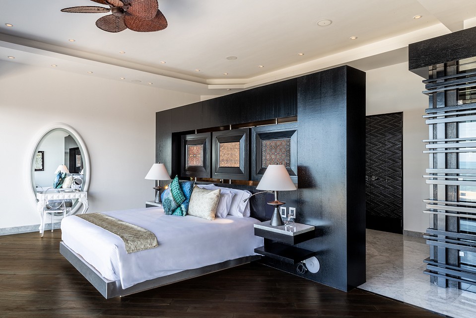 grand penthouse room