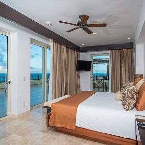 Three Bedroom Penthouse at Villa del Palmar Cancun
