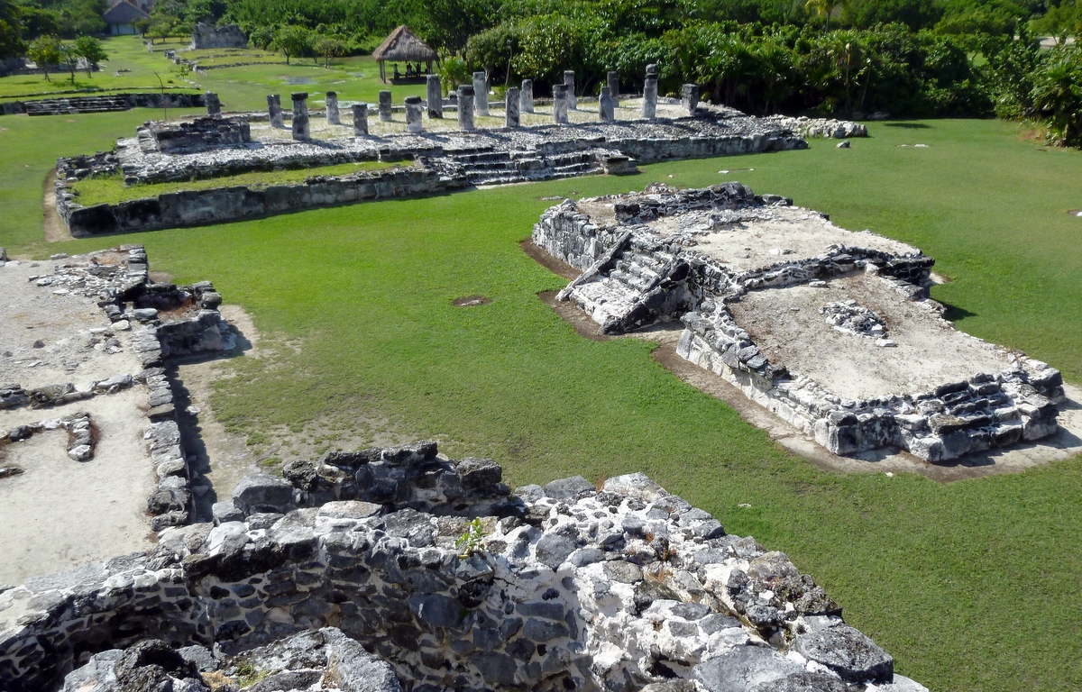 10-Mayan-Ruins-Near-Costa-Mujeres-El-Rey